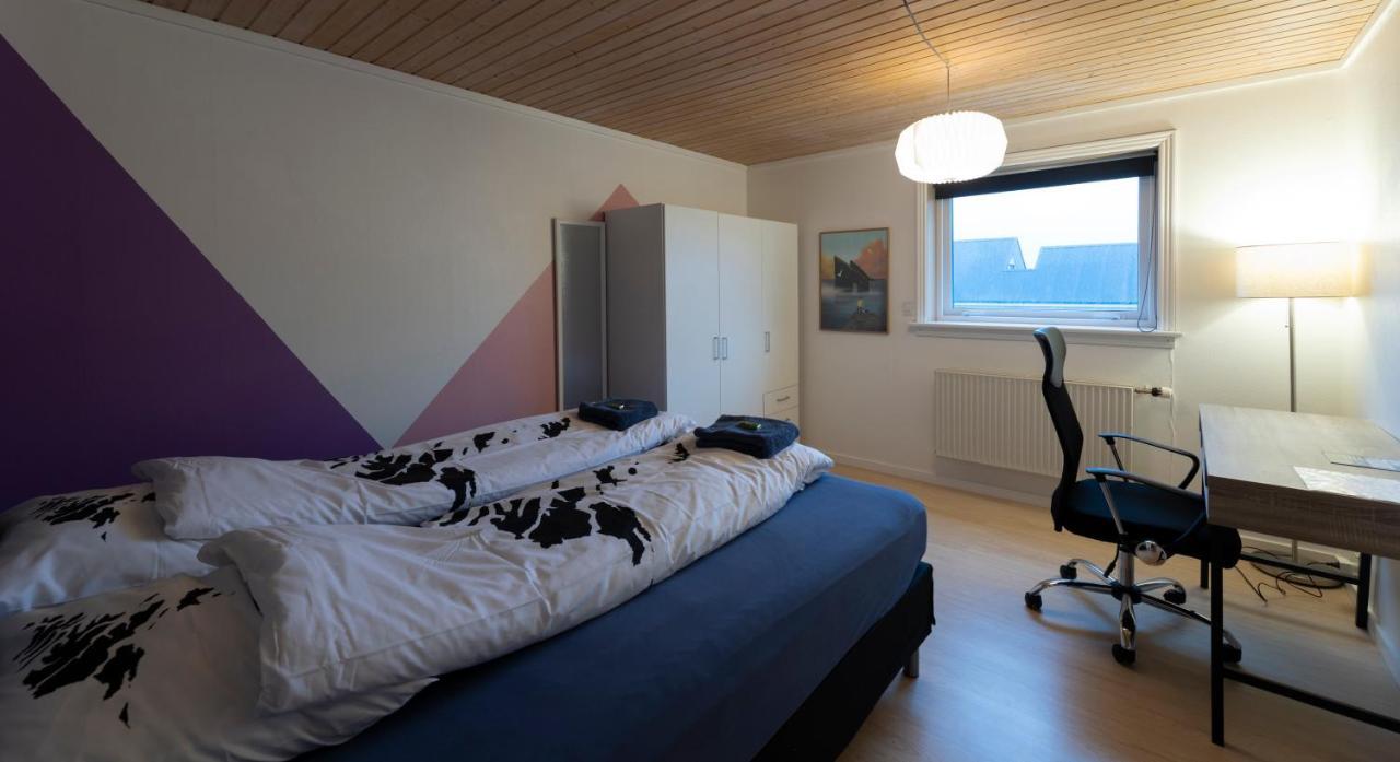 Pouls Airport Guesthouse - Phd Car Rent Sørvágur Exteriér fotografie